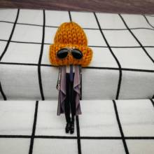Cool Girls Cartoon Acrylic Brooches for Women Harajuku Anime Girls Wool Hat Brooch Pins Fashion Clothing  Jewelry Accessories 2024 - buy cheap