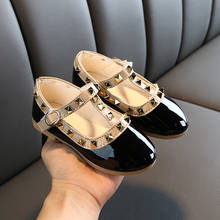Zapatos de cuero para niñas pequeñas, calzado de princesa, blanco, plano, para baile de bebé 2024 - compra barato
