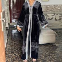 Бархатное элегантное мусульманское платье, женское длинное платье, роскошное платье Dubai Abaya 2021, высококачественный халат, хиджаб, кардиган, Осень-зима 2024 - купить недорого