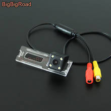 BigBigRoad для автомобиля Brilliance V5 камера заднего вида HD CCD ночного видения парковочная камера в номерном знаке светильник с отверстием 2024 - купить недорого