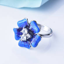 Трендовые великолепные синие эмалевые нежные цветочные лепестки цветка посеребренные кольца с цирконием Свадебные обручальные кольца для женщин 2024 - купить недорого