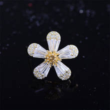 korean Cute Mini Gold Silver Color Daisy Brooches Pins for Women Daily Shirt Party Dress  New Creative Small Flower Brooch 2024 - buy cheap