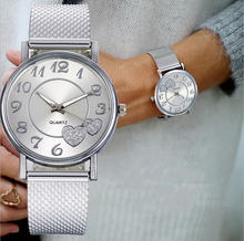 Relojes de moda para Mujer, Reloj de pulsera con correa de malla de silicona con esfera de corazón plateado, Reloj para Mujer 2024 - compra barato