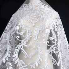 1 quintal 130 cm lindo fora da flor branca lantejoulas bordado tule malha laço tecido vestido de casamento francês africano diy costura tecido 2024 - compre barato