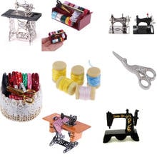 Популярная швейная мини-машинка для девочек, имитация домашней мебели для кукольного дома, украшения кукольного домика, Миниатюрные аксессуары, 1:12 2024 - купить недорого