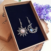 Pendientes Retro con forma de Luna y sol para mujer, aretes colgantes asimétricos con piedra de luna y sol, joyería Bohemia 2024 - compra barato