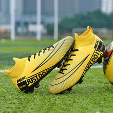Новые уличные высокие футбольные бутсы для детей, удобные высокие футбольные кроссовки для мальчиков, нескользящая длинная обувь с шипами для игры в футбол 2024 - купить недорого