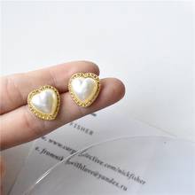 Brincos de pérola em formato de coração femininos, brincos simples e coreanos, em liga dourada, para festa de casamento, joia da moda 2024 - compre barato