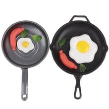 Juego de sartenes para salchichas y huevos en miniatura, accesorios de cocina para decoración de casa de muñecas, 1:12, nuevo 2024 - compra barato