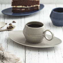 Taza de café Espresso de porcelana europea con platillo, Simple taza de té de la tarde para el hogar, taza de leche pequeña de cerámica, regalo de boda creativo 2024 - compra barato