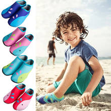 Новые пляжные носки для плавания и водных видов спорта, нескользящая обувь, обувь для йоги, фитнеса, танцев, плавания, серфинга, дайвинга, подводная обувь для детей D40 2024 - купить недорого