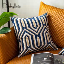 Diphylleia-funda de almohada de estilo Chic, cubierta de almohada decorativa de casa americana moderna, bordado de panal de oro azul oscuro, 45x45cm 2024 - compra barato