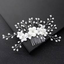 Peines para el pelo de flores blancas Vintage para boda, accesorios para el cabello, tocado nupcial, decoración hecha a mano, adorno de joyería para el cabello de perlas 2024 - compra barato