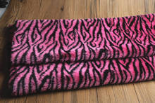 Pelo de 2cm estampa zebra em tecido de feltro, tecido de pelúcia, pano de fundo, tecido de pele falsa, x 5 0cm/peça 2024 - compre barato