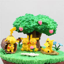 Takara-figuras de acción de Pikachu en el bosque soleado, modelo de POKEMON, bola con Pikachu, regalos 2024 - compra barato