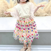 Лето 2020, новые комплекты одежды для девочек Корейский модный кружевной топ с рукавами-крылышками для маленьких девочек + сетчатая юбка с вышивкой детская одежда 2024 - купить недорого