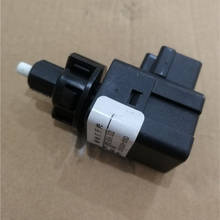 Interruptor de luz de freno RY3604021 para Changan Alsvin V7 AT/MT 2024 - compra barato