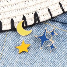 Broche de Metal esmaltado con forma de luna y estrella para niños, insignia de solapa, bolso de tela vaquera, broches de ropa decorativos, joyería, regalo 2024 - compra barato