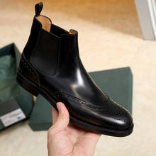 Famosa marca das mulheres casuais botas chelsea preto sapatos de bullock outono inverno bota de couro genuíno botins tornozelo brogue mujer 2024 - compre barato
