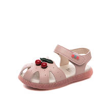 Милые детские сандалии с цветочным принтом для детей от 6 месяцев до 6 лет, Новинка лета 2020 года, пляжная обувь для девочек, Baotou, Нескользящие Детские сандалии с мягкой подошвой для маленьких девочек 2024 - купить недорого