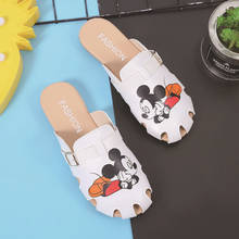 Sandálias com desenhos mickey e mickey da disney, chinelos femininos de verão, nova moda selvagem, sapatos de praia, sandálias planas, estudantes, baotou, metade de arrasto 2024 - compre barato