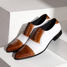Pointed Toe Genuine Leather Wedding Dress Shoes Men Vintage Brogue Shoes Luxury Men Business Formal Oxford Shoe Black White 2022 - купить недорого