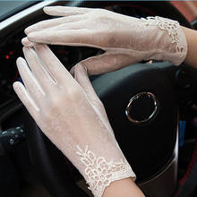 2020 Fashion Summer Women UV Sunscreen Short Female Gloves Fashion Ice Silk Lace Driving Thin Lady Soft Breathable Gloves 2024 - buy cheap