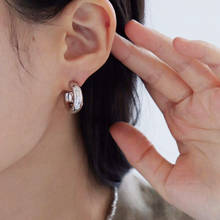Brincos em forma de c, joias de metal douradas e prateadas, pequenas joias geométricas simples de orelha vintage para mulheres 2024 - compre barato