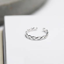 Anéis geométricos vazados cor de prata, estilo simples para mulheres tamanho ajustável anel para mulheres joias fashion 2024 - compre barato