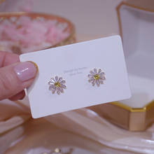 Pendientes de oro Real de 14K para mujer, joyería de moda coreana con aguja de plata 925, aretes de diario elegantes con Margarita pequeña 2024 - compra barato