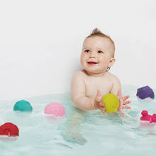 Монтессори Прорезыватели для малышей на возраст от 0 до 12 месяцев Детские сенсорный мячик понять игрушки для детей погремушка-грызунок детская футболка для мальчиков и девочек, игрушки для ванной 2024 - купить недорого