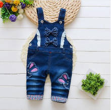 Macacão jeans para bebês, macacão fofo, primavera, com laço, de gato, roupa infantil, calça de alça 2024 - compre barato