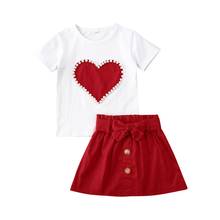 Модная летняя одежда для маленьких девочек, топ с коротким рукавом и жемчужным принтом в виде сердца, юбка с бантом, наряды, костюм от солнца 2024 - купить недорого