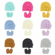 Удобная теплая вязаная шапка и перчатки для младенцев, однотонная шапка с бантом для новорожденных, детская шапка с защитой от употребления рук, защитная варежка для лица 2024 - купить недорого