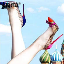 LTARTA/2021 г.; Женские туфли-лодочки с заклепками, прозрачной пленкой, заклепками, бантом и острым закрытым носком; Тонкие туфли на высоком каблуке; Женская обувь; DF-jum633 2024 - купить недорого