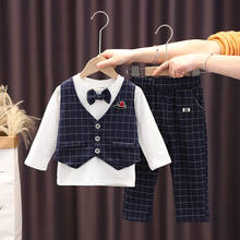 Весенний детский джентльменский костюм, одежда для маленьких мальчиков, клетчатый жилет с лацканами для младенцев, блузка, брюки, 3 шт./компл., костюмы для малышей 2024 - купить недорого
