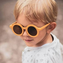 Детские солнцезащитные очки в круглой оправе 2021 милые маленькие солнцезащитные очки для мальчиков и девочек крутые солнцезащитные очки для детей UV400 2024 - купить недорого