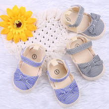 Zapatos de verano para niños y recién nacidos, zapatillas de cuna suaves para bebés, antideslizante con lazo a rayas, 0 a 18 m, 2019 2024 - compra barato