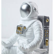 Soporte de teléfono móvil de astronauta nórdico, artesanía de resina, adornos creativos de escritorio, accesorios de decoración del hogar, 19CM 2024 - compra barato