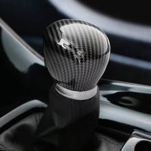 Para toyota chr C-HR 2017 2018 2019 2020 fibra de carbono interior do carro engrenagem cabeça shift knob proteção capa guarnição adesivo acessórios 2024 - compre barato