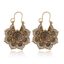 LosoDo-pendientes de estilo bohemio para mujer, aretes Retro de Metal ahuecados, estilo de aleación en forma de C, moda india 2024 - compra barato