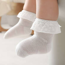 Calcetines cortos de encaje para recién nacido, de verano, de princesa fina, de malla, de algodón, accesorios para bebés 2024 - compra barato