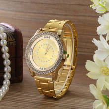 Парные часы Hinestone с браслетом из сплава, круглые аналоговые кварцевые часы с римскими цифрами, позолоченные металлические наручные часы с сетчатым браслетом, подарок 2024 - купить недорого