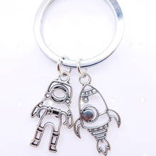Creative Personality Alloy Keychain Cute Mini Alien Jewelry Pendant Car Gift Pendant Keychain 2024 - buy cheap