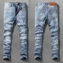 Americano streetwear moda masculina jeans retro luz azul magro ajuste rasgado calças de brim para homem impresso designer hip hop denim calças do punk 2024 - compre barato