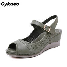 Gykaeo-Sandalias con punta de plataforma abierta para mujer, zapatos de cuña a la moda, con hebillas en el tobillo, Sandalia de cuero 2024 - compra barato