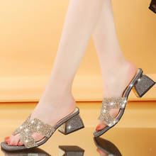 Sapatos de salto médio feminino, sapatos fashion com strass, cor dourada e prateada, salto quadrado, sandália feminina 2024 - compre barato