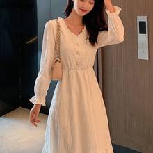 Vestido feminino branco manga longa midi-vestidos plissados frança elegante vintage decote em v sólido simples a line senhoras na moda de cintura alta 2024 - compre barato