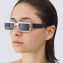 Солнцезащитные очки Квадратные для мужчин и женщин, винтажные модные роскошные брендовые дизайнерские дорожные солнечные очки с металлической маленькой оправой, с защитой от ультрафиолета, 2021 2024 - купить недорого