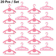 NK-perchas de plástico para ropa de muñeca Barbie, muebles de casa de muñecas, accesorios 03D 3X, color rosa, 20 unids/lote 2024 - compra barato